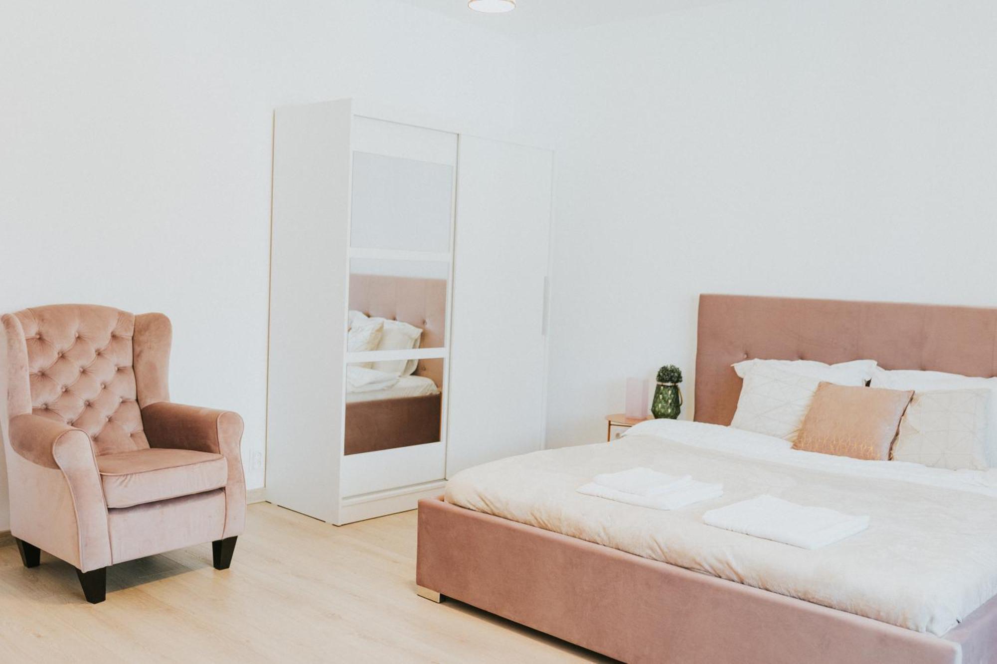 Victoria One Apartments Braşov Exterior foto
